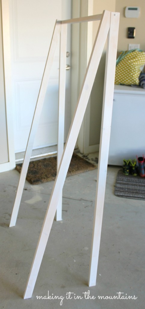DIY Ladder Shelf @ making it in the mountains
